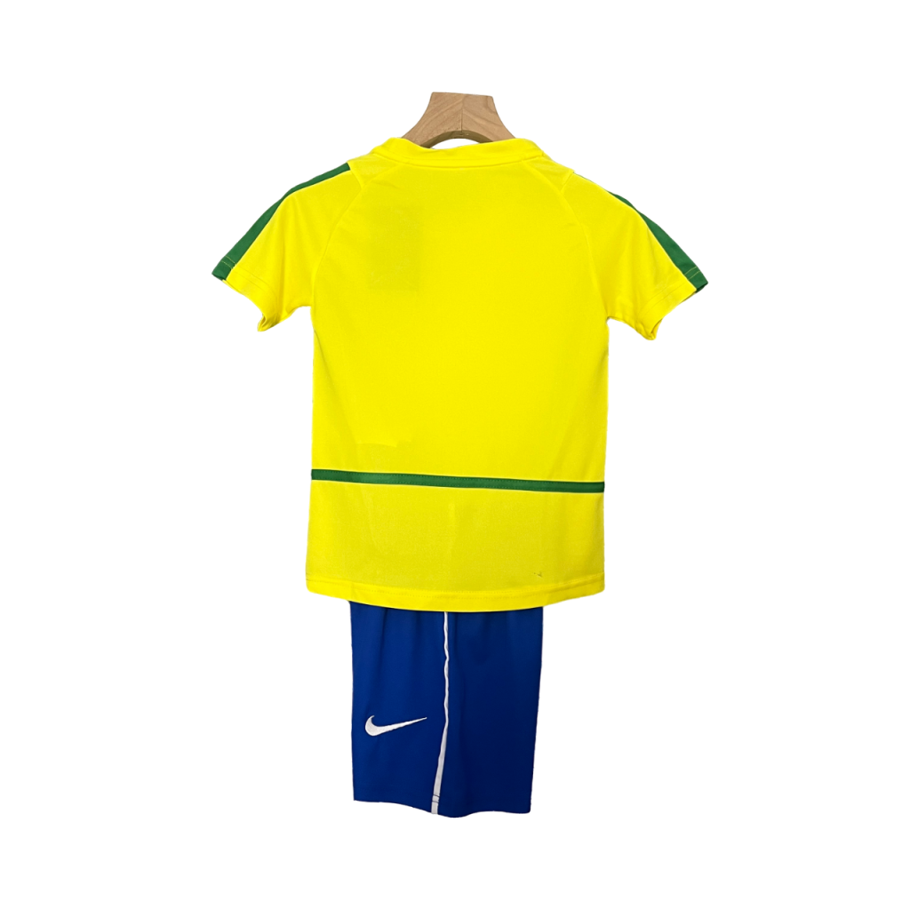 574db5_966293629c1a41a5871da329bf45475amv2.webp Brazil YOUTH 2002 Classic Home Jersey - 图片 1